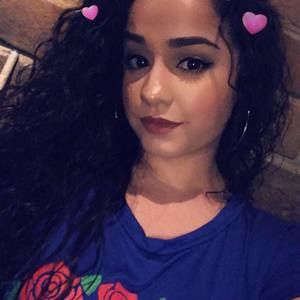 Meet your Posher, Selina